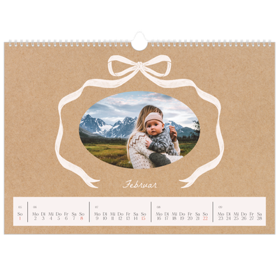 Fotokalender A3 — Kraftpapier und Schleife [Februar]