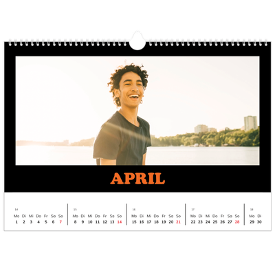 Fotokalender A3 — Bunte Schrift [April]