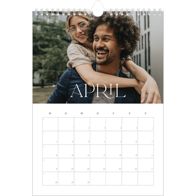 Fotokalender A4 (20 x 30 cm) — Überlebensgroß [April]