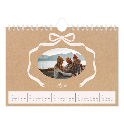 Fotokalender A5 — Kraftpapier und Schleife [April]