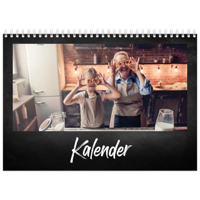 Fotokalender A4 doppelt (30 x 40 cm) — Kreidetafel-Stil [deckblatt]