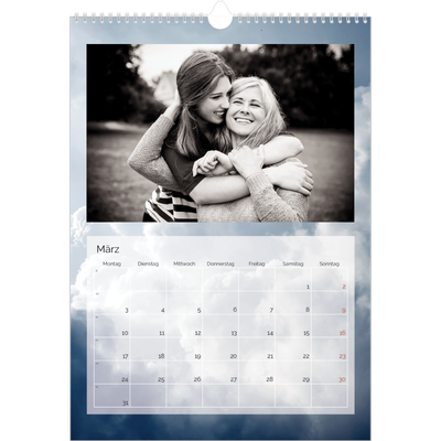 A3 Jahreskalender — Wolkenhintergrund [Marsch]