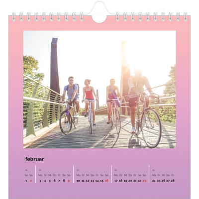 Jahreskalender Quadratisch — Playful Pastel [Februar]