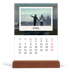 Tischkalender mit Holzfuß Hochformat  — Die Porträtaufnahme [April]