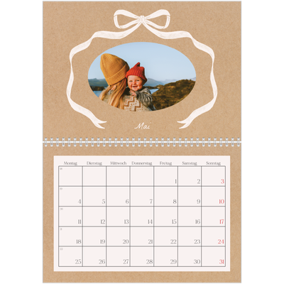 Fotokalender A4 doppelt (30 x 40 cm) — Kraftpapier und Schleife [deckblatt]
