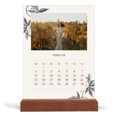 Tischkalender mit Holzfuß Hochformat  — Tinte und Efeu [Februar]