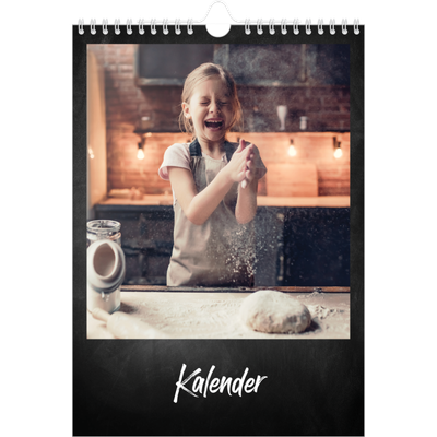 Fotokalender A4 (20 x 30 cm) — Kreidetafel-Stil [deckblatt]