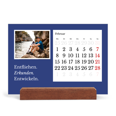 Tischkalender mit Holzfuß Querformat  — Redaktionelle Erde [Februar]