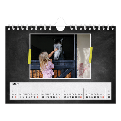 Fotokalender A5 — Fotos mit Klebestreifen-Optik [Marsch]