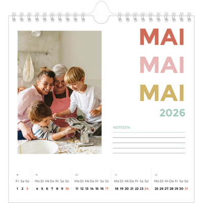 Jahreskalender Quadratisch — Bunte Schrift [deckblatt]