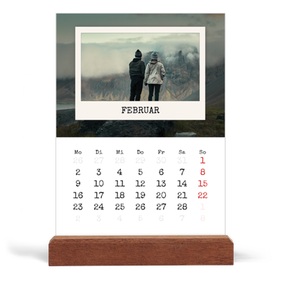 Tischkalender mit Holzfuß Hochformat  — Die Porträtaufnahme [Februar]