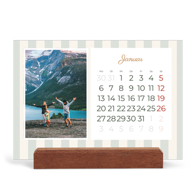 Tischkalender mit Holzfuß Querformat  — Schrift und Streifen [Januar]