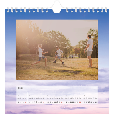 Jahreskalender Quadratisch — Wolkenhintergrund [deckblatt]