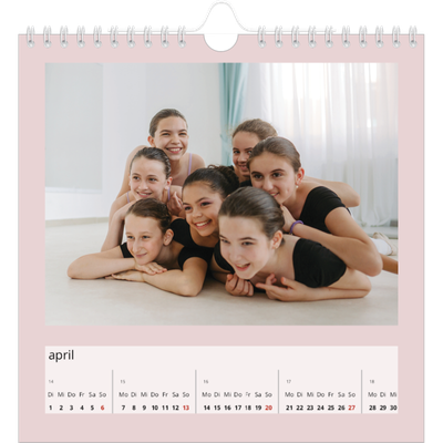 Jahreskalender Quadratisch — Neo Scandi [April]