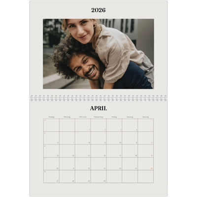 Fotokalender A4 doppelt (30 x 40 cm) — Schlicht in Creme [April]
